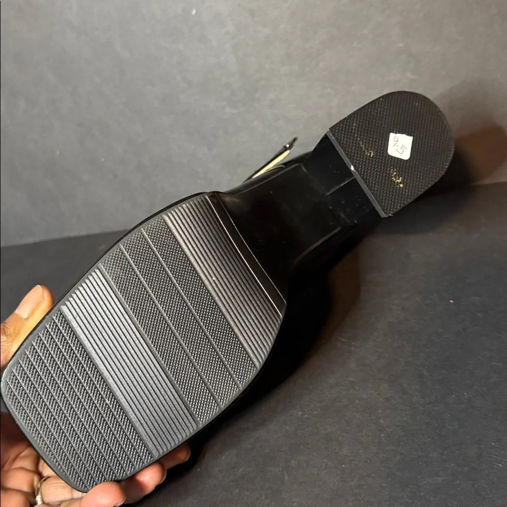 Black Patent Platform Mary Jane’s